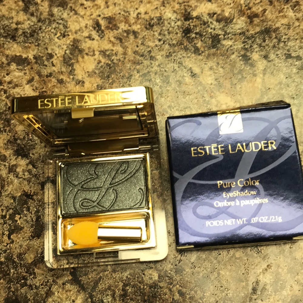 Metallic Eyeshadow